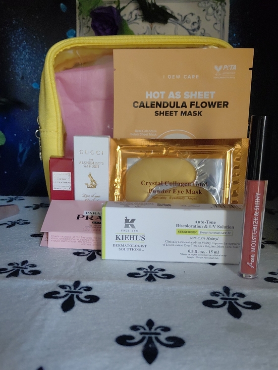 Kiehl's Other - Kiehl's Bundle, 3 Perfume Samples, Face Mask, Eye Mask & Lip Gloss